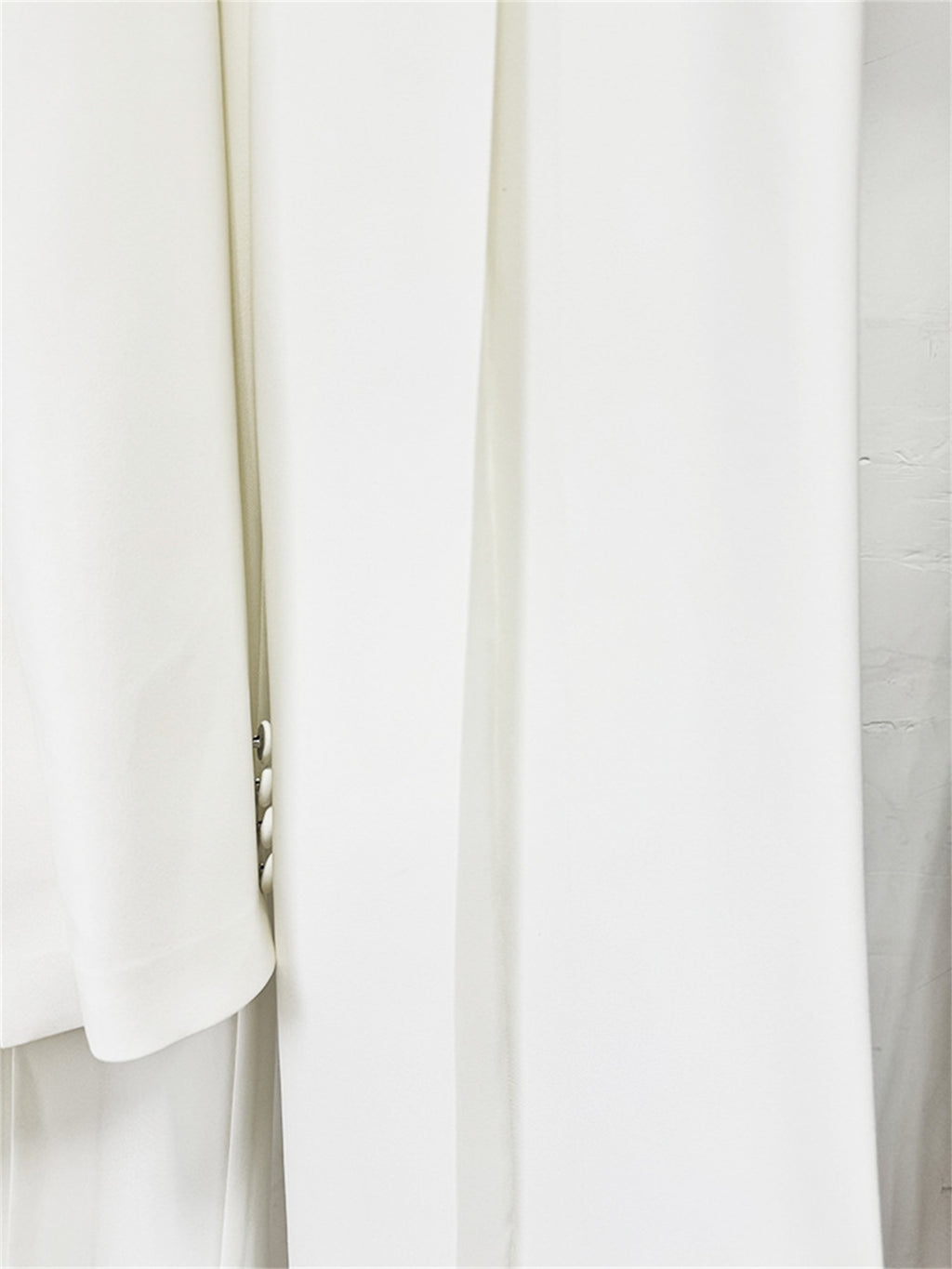 Platlogy Luxury Gold Beaded White Two Piece Women Suit Elegant Formal Blazer And Trouser Set For Business Wedding Party