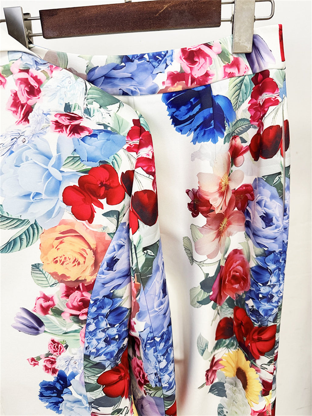 Platlogy Floral Print White Blazer and Straight Pants Two Piece Women Formal Suit Set For Party Business Daily Wear