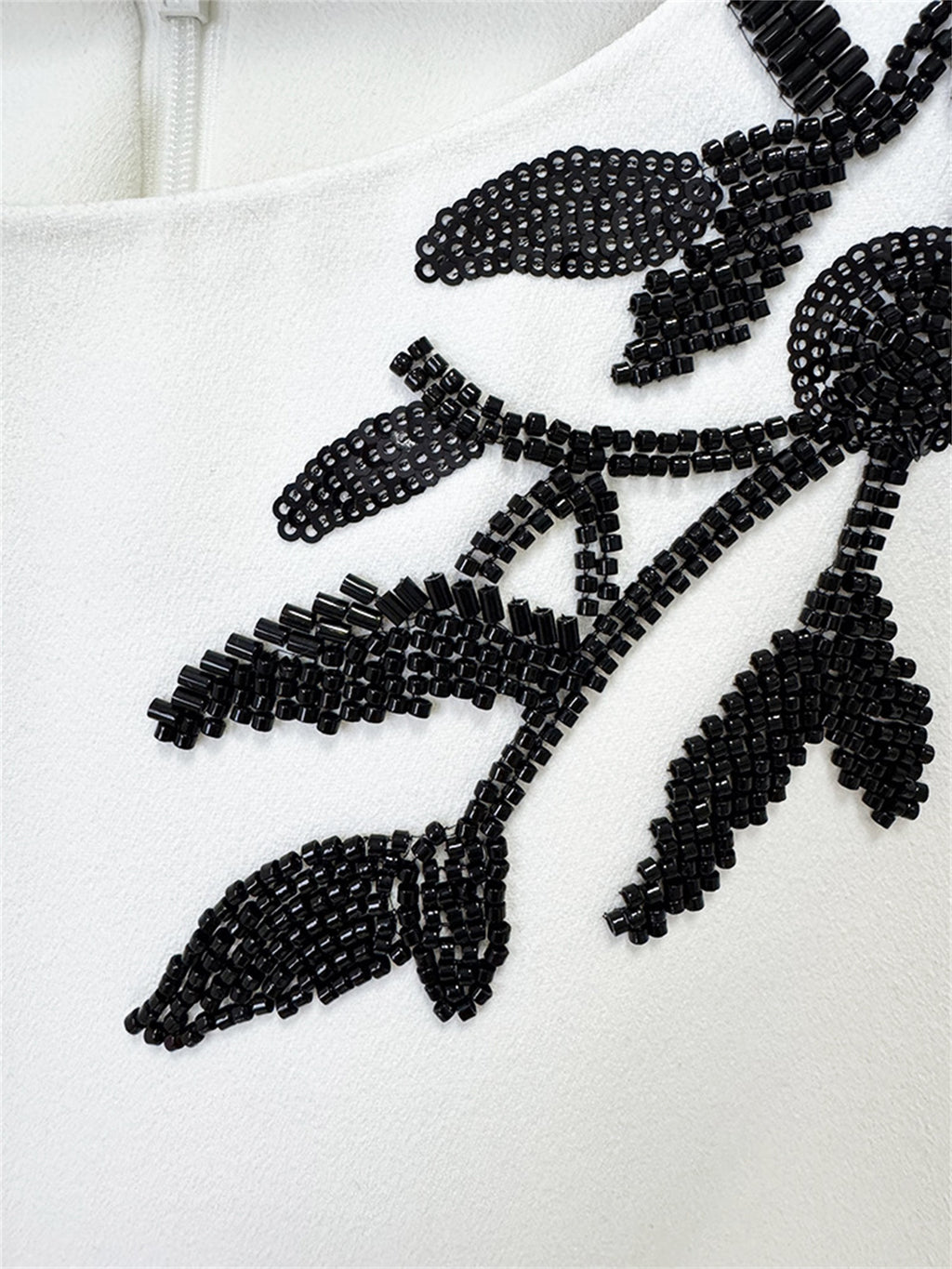 Platlogy Elegant White Long Sleeve Maxi Evening Dress Black Beaded Floral Embroidery Side Slit Formal Party Gown