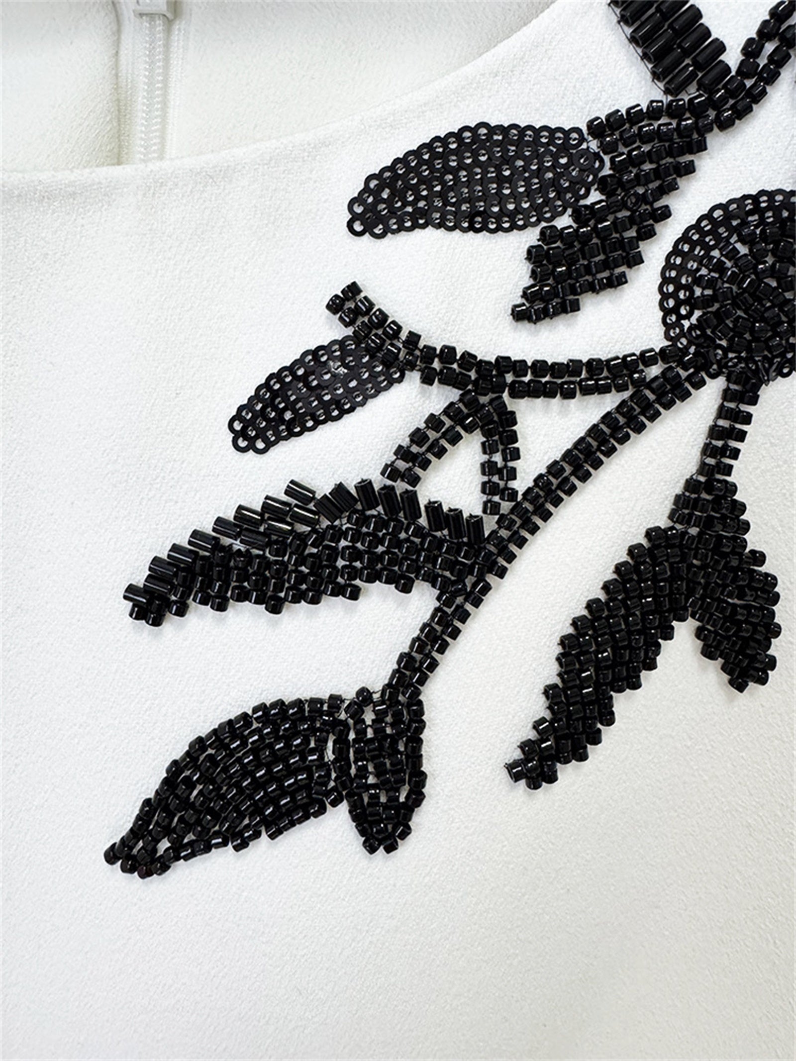 Platlogy Elegant White Long Sleeve Maxi Evening Dress Black Beaded Floral Embroidery Side Slit Formal Party Gown