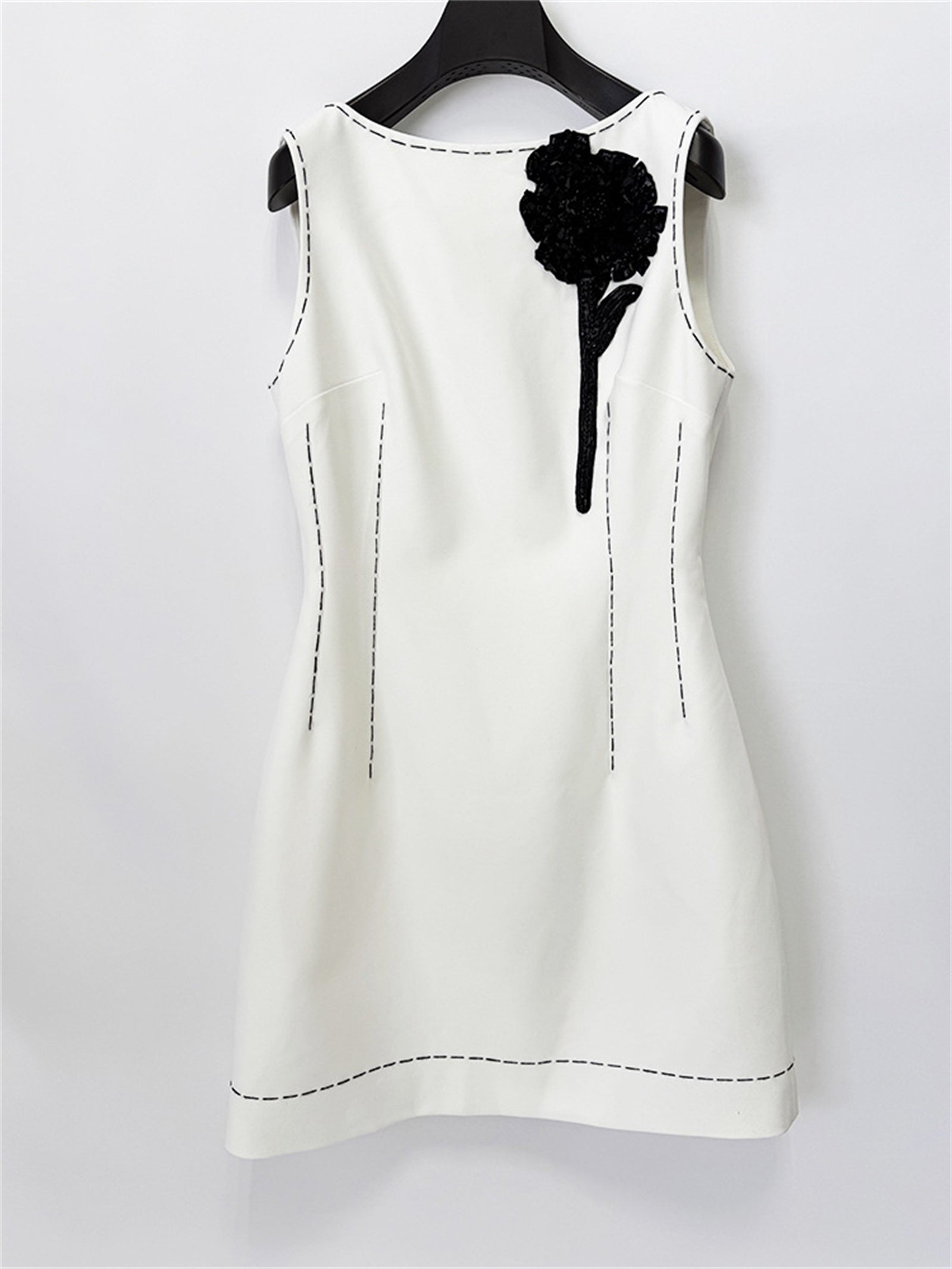 Platlogy White Sleeveless Mini Dress With Black Floral Applique Elegant Work Party Sheath Dress