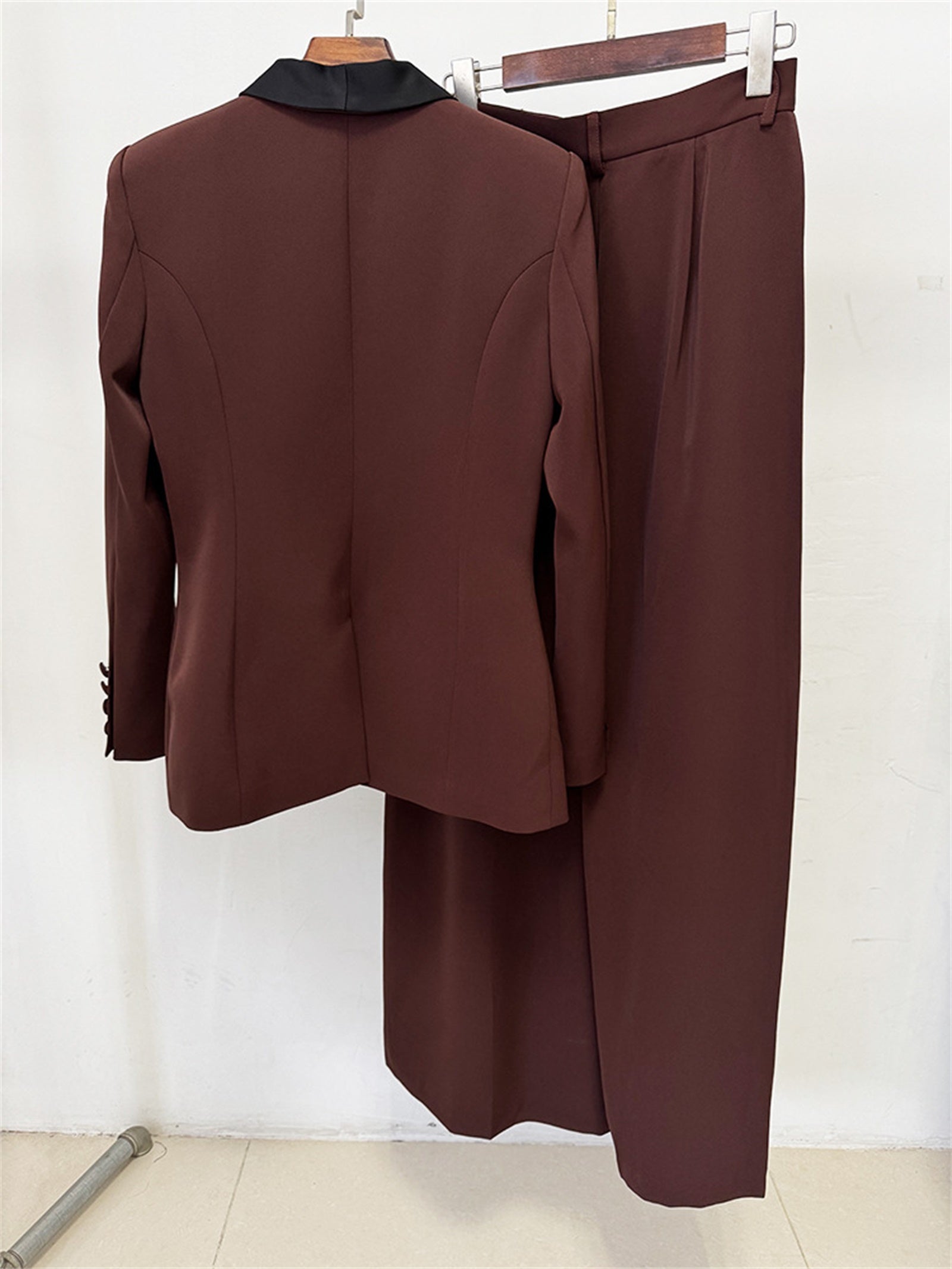 Platlogy Elegant Floral Decor Lapel Blazer Wide Leg Pant Two Piece Women Suit Set