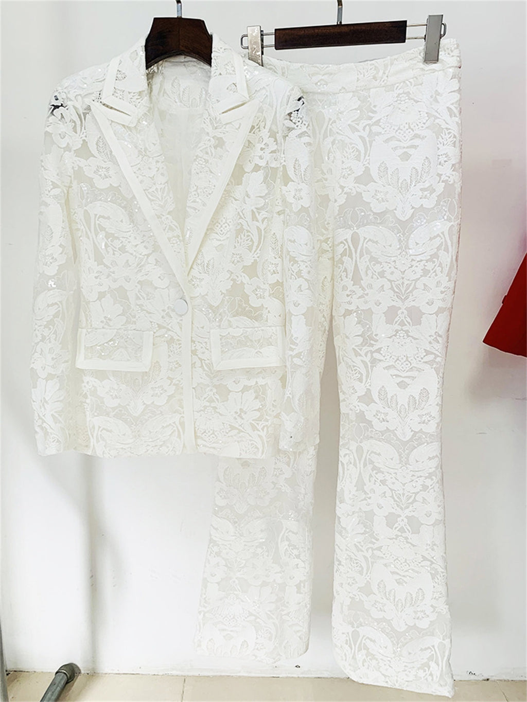 Platlogy Women's 2024 2 Pieces Suit Set Single Button Guipure Lace Sequined Blazer Jacket Pants Suit Outfit
