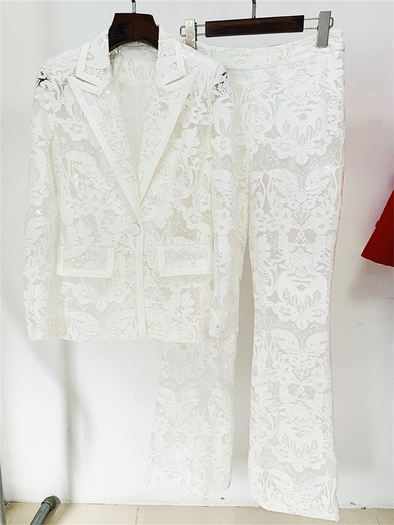 Platlogy Women's 2024 2 Pieces Suit Set Single Button Guipure Lace Sequined Blazer Jacket Pants Suit Outfit