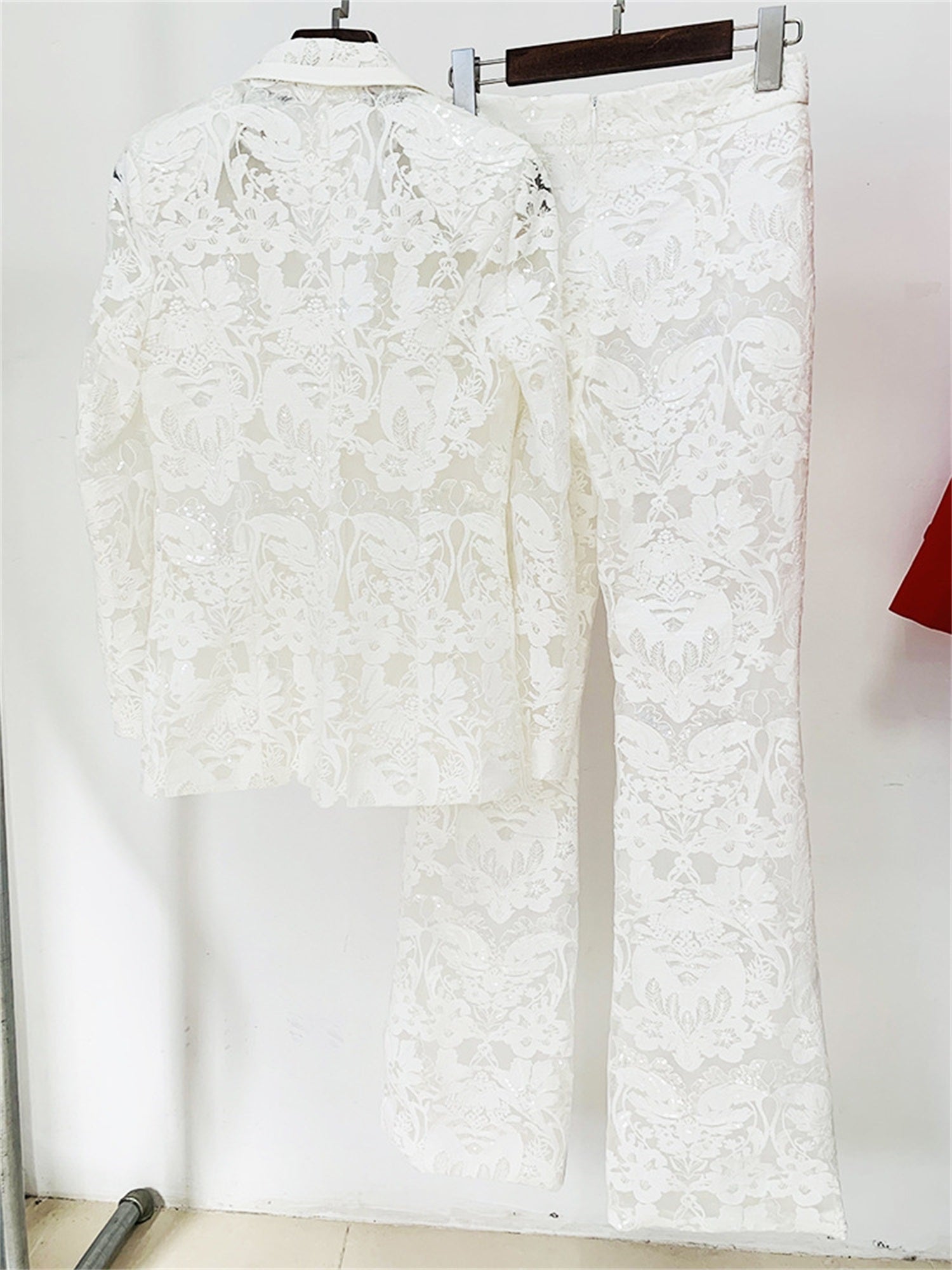 Platlogy Women's 2024 2 Pieces Suit Set Single Button Guipure Lace Sequined Blazer Jacket Pants Suit Outfit
