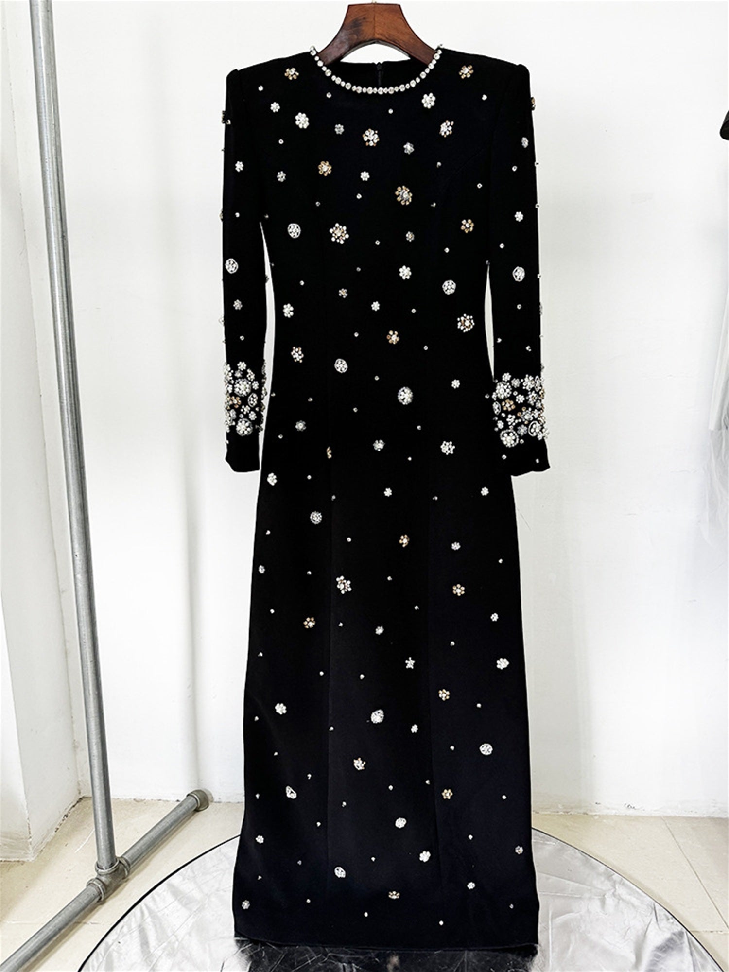 platlogy Women's Fashion Designer Party Formal Long Sleeve Luxurious Rhinestone Diamonds Beaded Long Maxi Dress Gowns