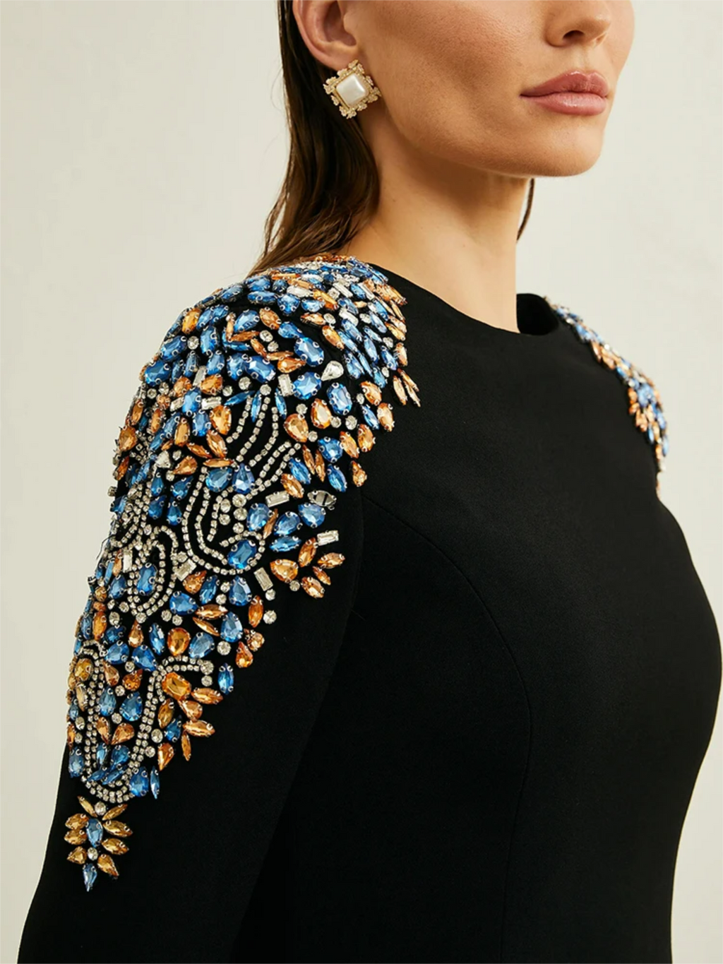 Elegant Sheath Midi Dress with Crystal Embellishments for Banquets