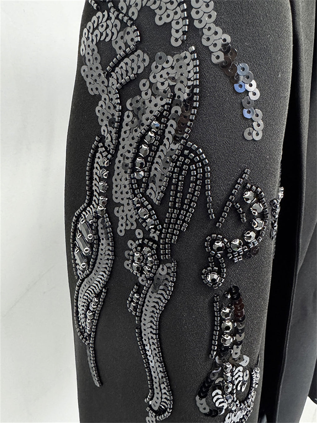Platlogy Women's Luxury Designer Jacket Slim Fitting Rhinestone Diamonds Beaded Sequin Long Blazer Coat
