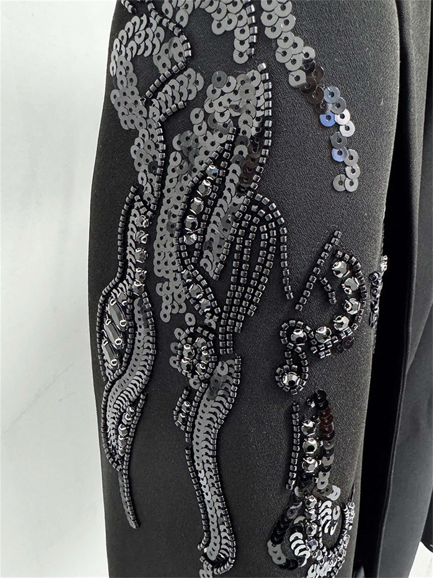 Platlogy Women's Luxury Designer Jacket Slim Fitting Rhinestone Diamonds Beaded Sequin Long Blazer Coat