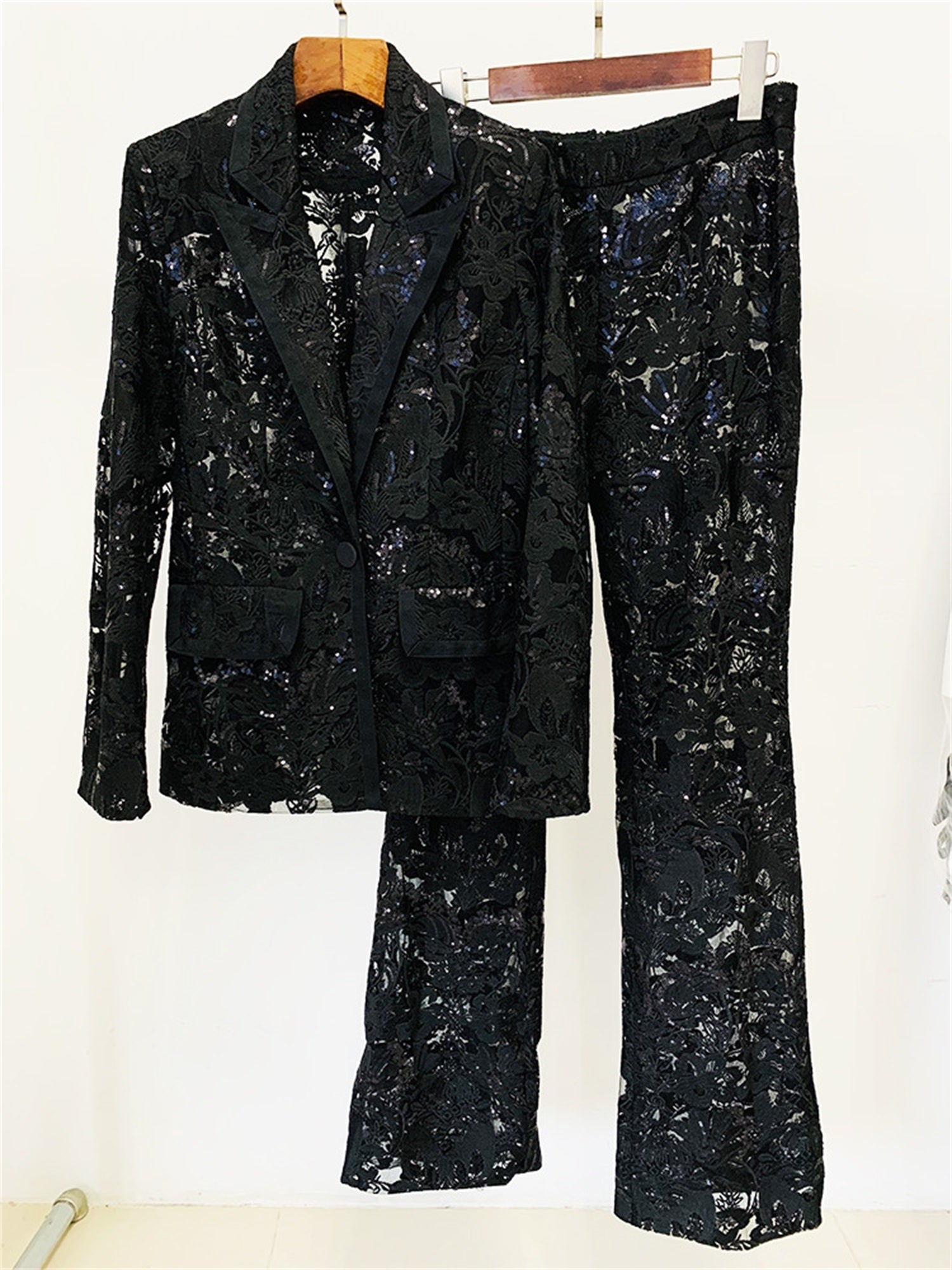 Platlogy Women's 2024 2 Pieces Suit Set Single Button Guipure Lace Sequined Blazer Jacket Pants Suit Outfit