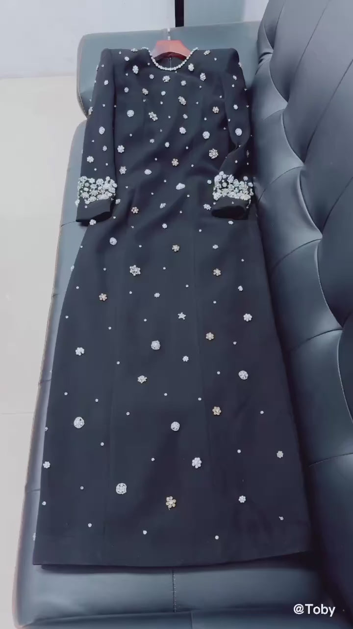 Elegant Beaded Cocktail Dress Crew Neck Slim Fit Midi Dress for Special Occasions Main image