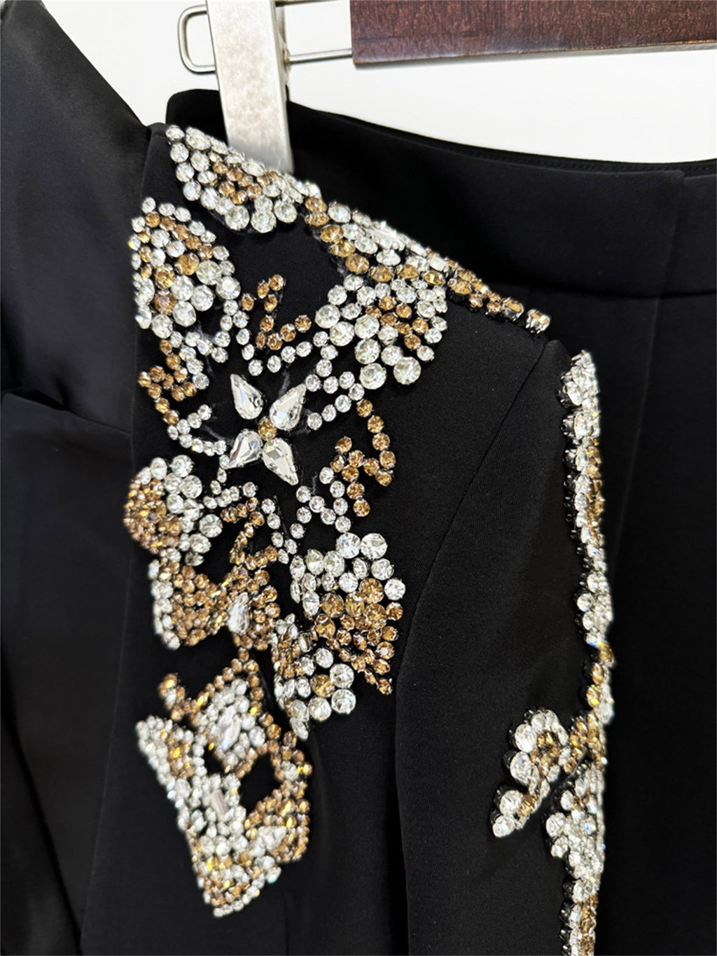 Platlogy Women's Designer Suit Women Beaded Diamonds Stand Collar Single Button Blazer Wide-leg Pants Set 2PCS